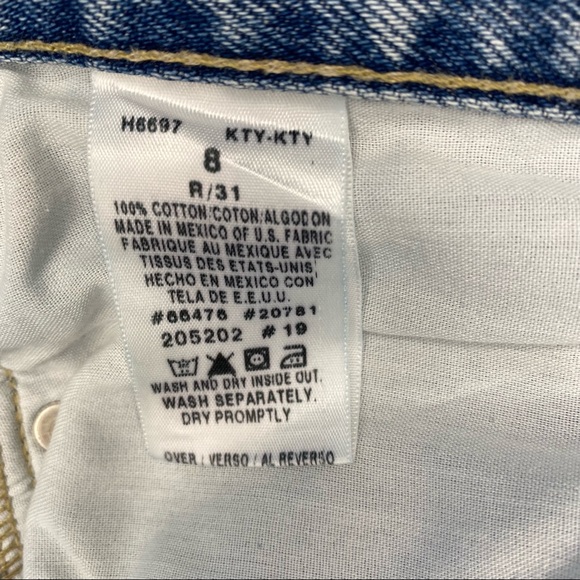 Tommy Hilfiger Jeans - Picture 7 of 16